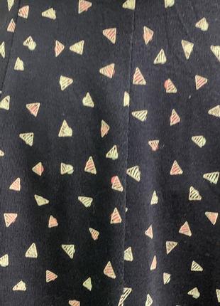 Юбка-солнце m&s чёрного цвета с принтом мелкие треугольники размер 147 фото