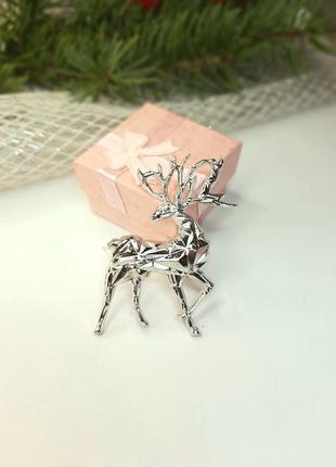 Брошь новогодняя олень олененок новый год подарок елка рождество рождественская эффектная серебристая серебряная серебряная7 фото