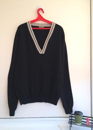 Вовняний чорний пуловер ніжний