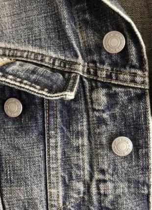 Куртка джинсова з малюнком5 фото