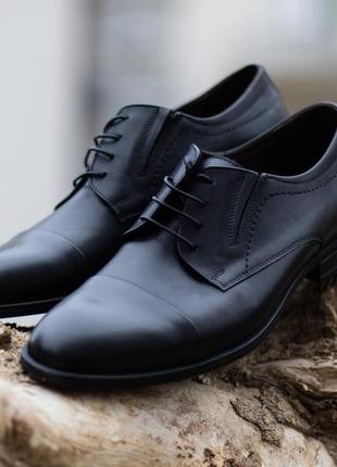 Изящные черные туфли ікос1 фото