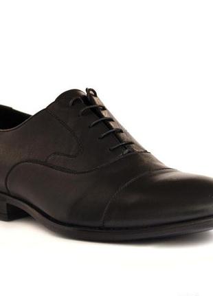 Витончені чорні туфлі оксфорди ikos 345.1