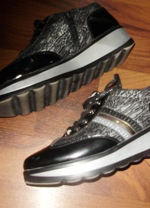 Кроссовки - мокасины на девочку