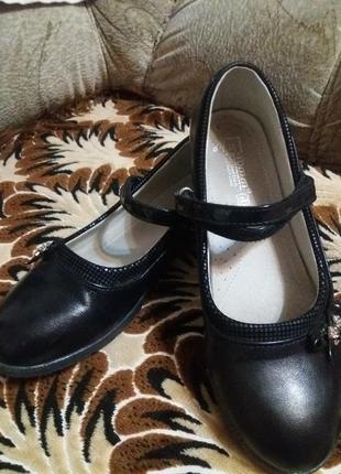 Нарядные, удобные туфельки для вашей девочки