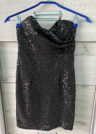 Вечернее нарядное блестящее платье в пайетках