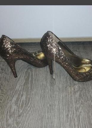 Туфлі золоті на свято, торжество