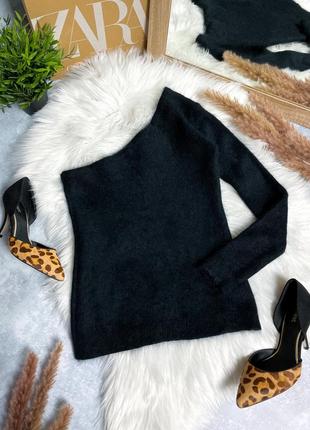 Теплая ангорская кофта на одно плече asos