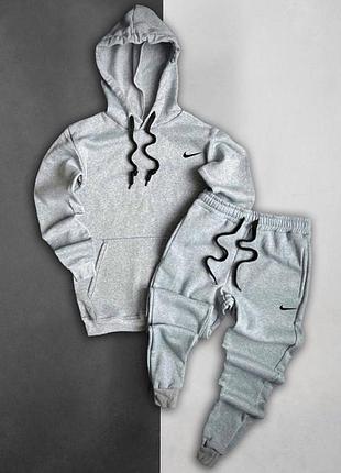 Зимний костюм на флисе nike ,tnf