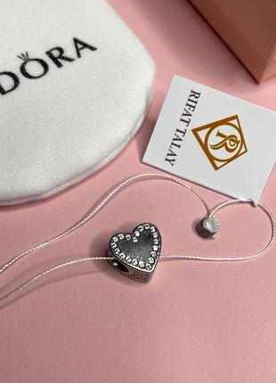 Шарм на браслет пандора новый с биркой серебро 925 проба сердце сердечко с камнями