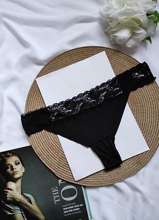 Черные трусики стринги с кружевом удобные и комфортные трусы