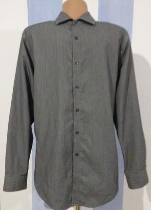 Брендова напівприталена сорочка