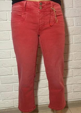 Красные джинсы "cеcil"1 фото