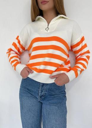Теплий светр в смужку з горлом тёплый свитер женский2 фото