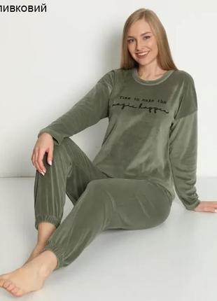 Вибір кольору комплект піжами (жіноча велюрова) - кофта та штани4 фото