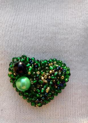 Брошь сердце из бисера 💚