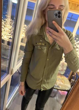 Хакі зелена подовжена сорочка