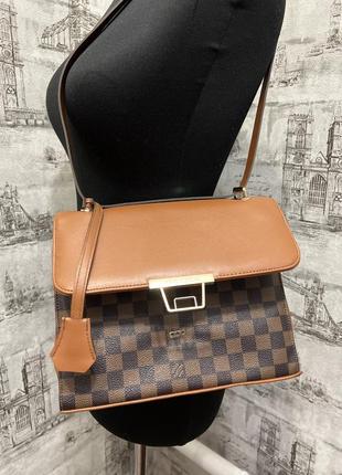 Коричневая сумка луи витон отсутствует застежка