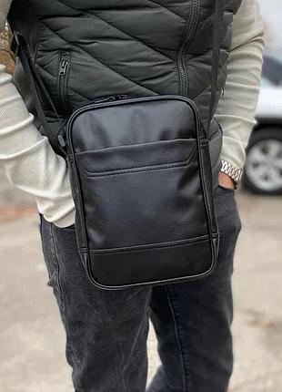 Чоловіча сумка месенджер