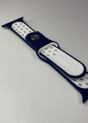 Ремешок для apple watch 42mm/44mm в стиле nike sport band силиконовый браслет синий с белым5 фото