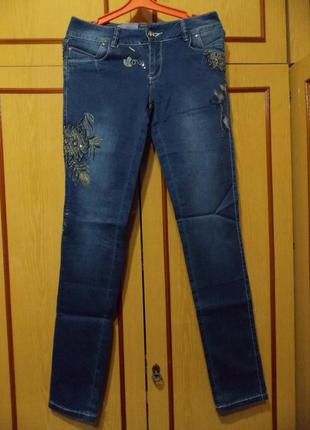Трендові джинсі / вишивка / джинси