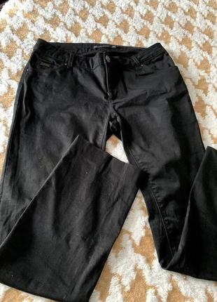 Черные прямые джинсы zara 40