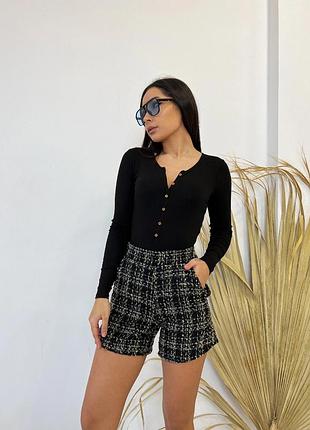 Стильные, комфортные и теплые шорты из букле chanel