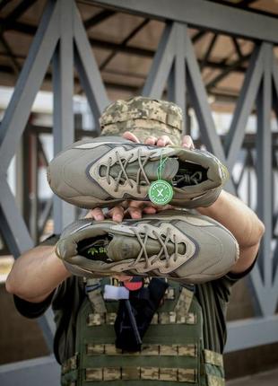 Кросівки чоловічі adidas ozweego8 фото