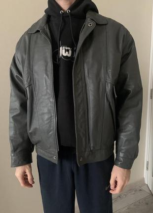 Куртка бомбер кожа
