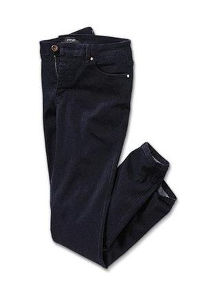 Фірмові моделюючі джинси супер-скіні від tcm tchibo.3 фото
