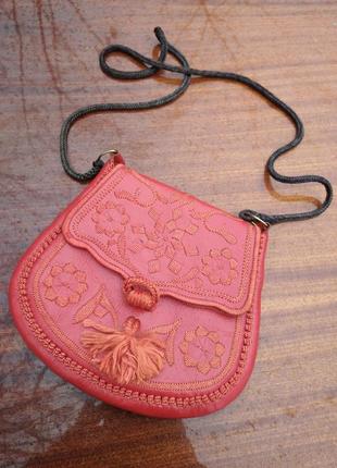 Клатч із натуральної шкіри, вишитий. 21х19см.
