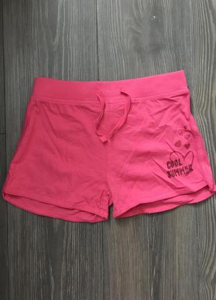 Шорти на дівчинку