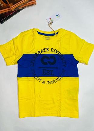 Котонова футболка  для хлопця. 100% хлопок. в індивідуальній упаковці/бренд: lupilu/розмір: 110/116