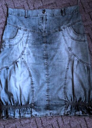Фирменная весенне-летняя юбка из тонкой качественной джинсовой ткани