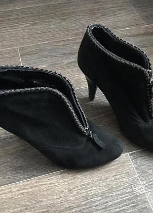Ботильйони/ туфлі на замочку 38 розмір, 24-24,5