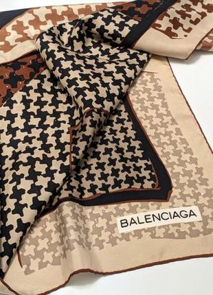 Платок balenciaga, оригинал9 фото