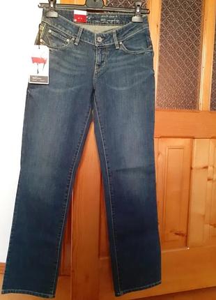 Джинси levis. нові.