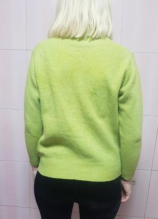 Свитер женский зеленый салатовый с бисером из шерсти вязаный теплый5 фото