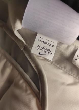 Жилет nike aeroloft city ready

нова пухова жилетка оригінал9 фото