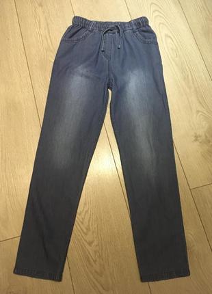 Тонкі джинси для дівчинки topolino зростання 128