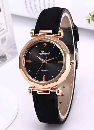 Жіночі наручні годинники