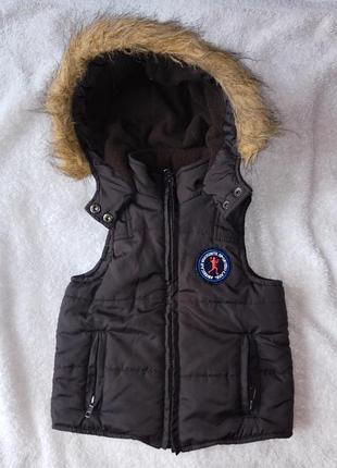 Жилет, жилетка с капюшоном, безрукавка