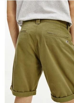 Tommy jeans мужские зеленые шорты tjm essential chino2 фото