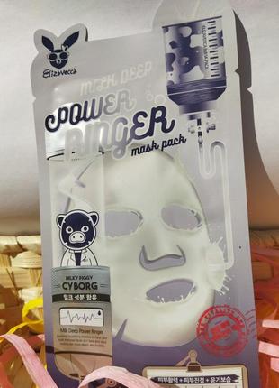 Тканинна маска для обличчя elizavecca milky piggy cyborg milk deep power ring mask pack з молочними протеїнами.