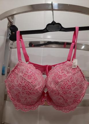 Бюст 36d с съемным пушем