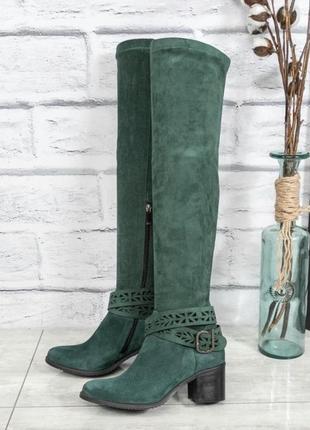 Жіночі зелені осінні демісезонні замшеві ботфорти чоботи ботильйони на флісі3 фото