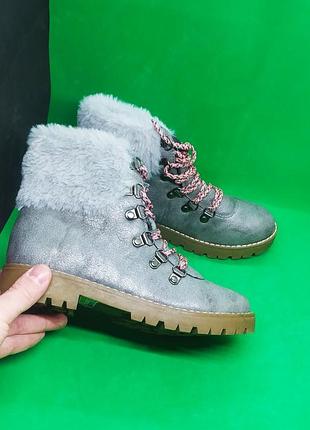 Черевики bizzy дитячі. оригінал. 34 р.