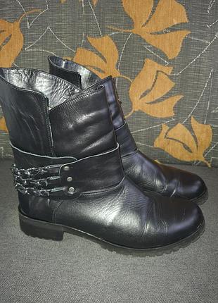 Зимові чоботи