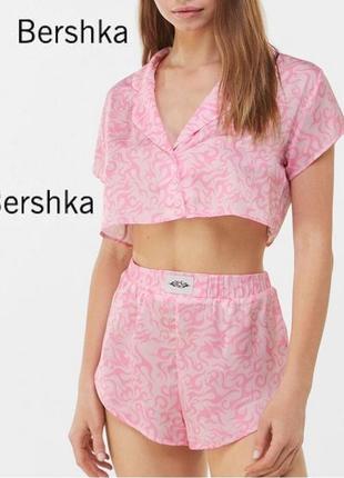 Bershka атласна піжама шорти і топ p.хs -s