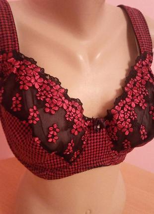 Шикарний бюстгальтер великого розміру від бренду bpc selection