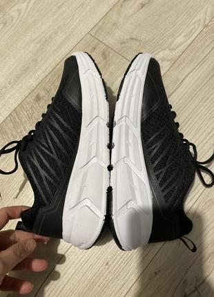 Красивые кроссовки новые rebar черно-белые 37 размер4 фото